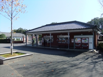 ¼